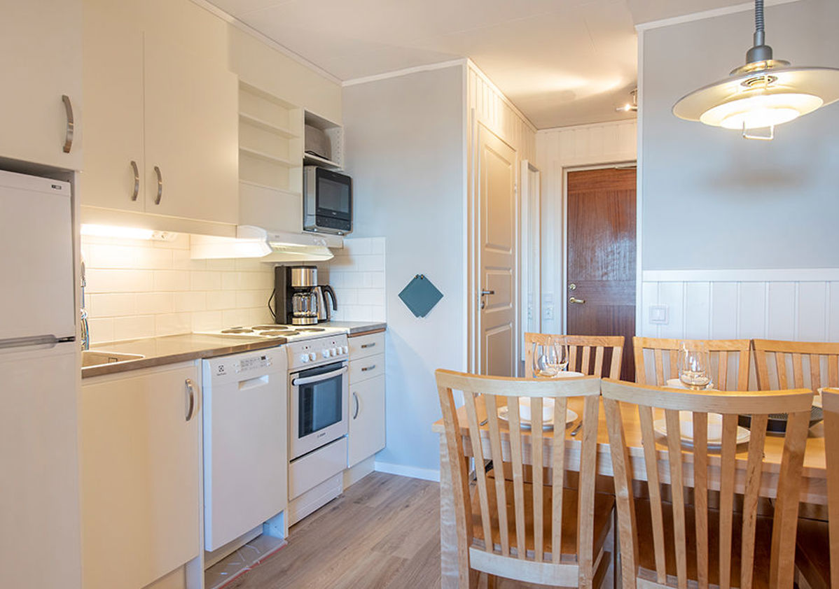 Stoten Deluxe Kitchen