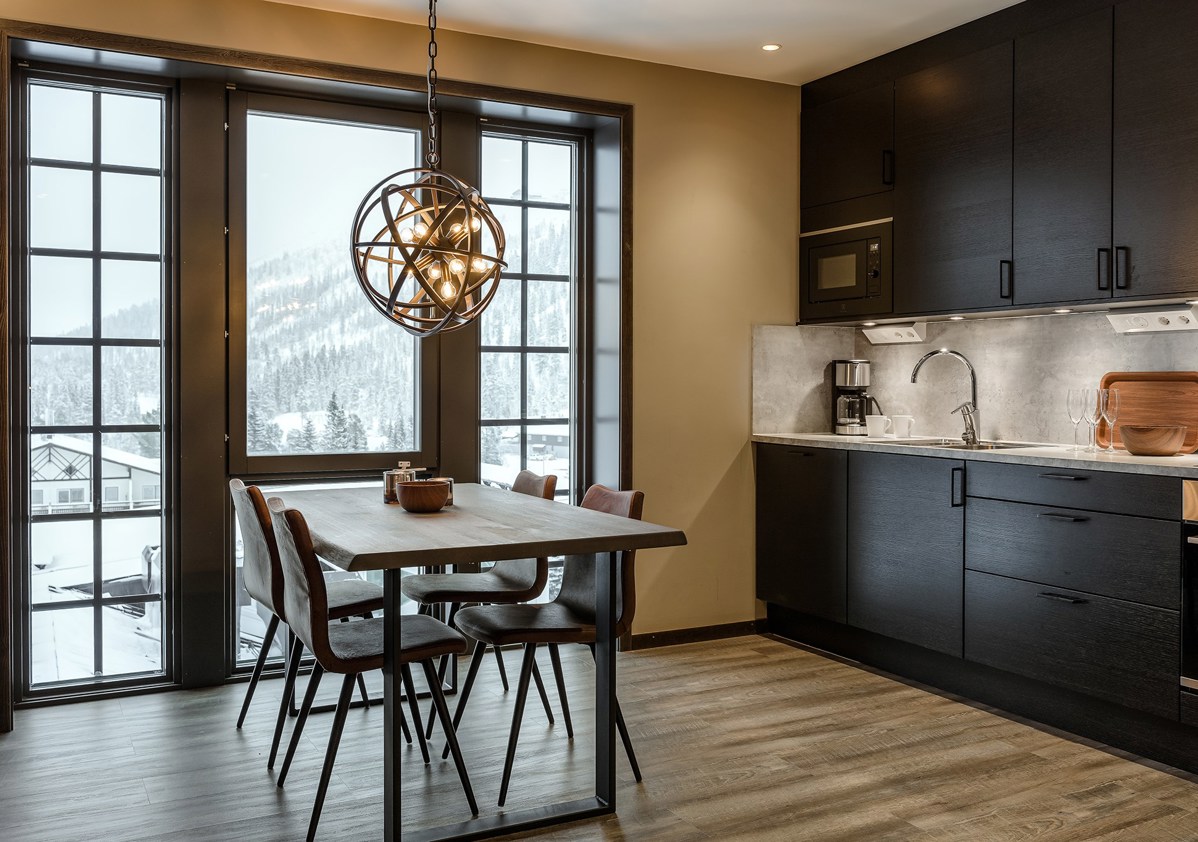 Hund 2 Bed Apt Kitchen